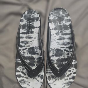 Skechers Black and White Women's Sandals